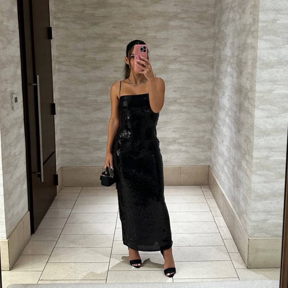Abercrombie black sequence, straight neck, midi dress